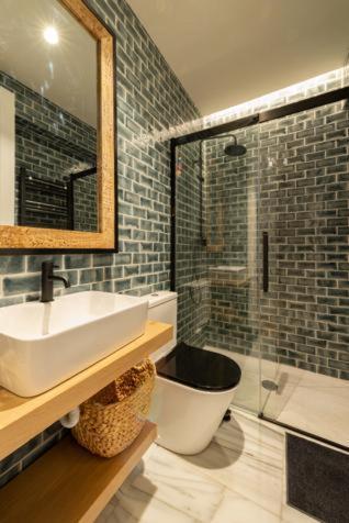 Santiago By Staynnapartments Bilbao Ngoại thất bức ảnh
